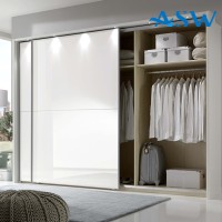 Frameless Sliding Wardrobe Doors Super white Glass With Horizontal Strips